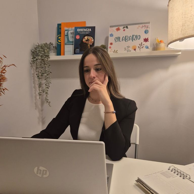 Lucía Gandía Contacto